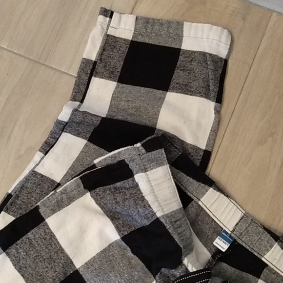 White Plaid Pajama Pants - Picture 9 of 9